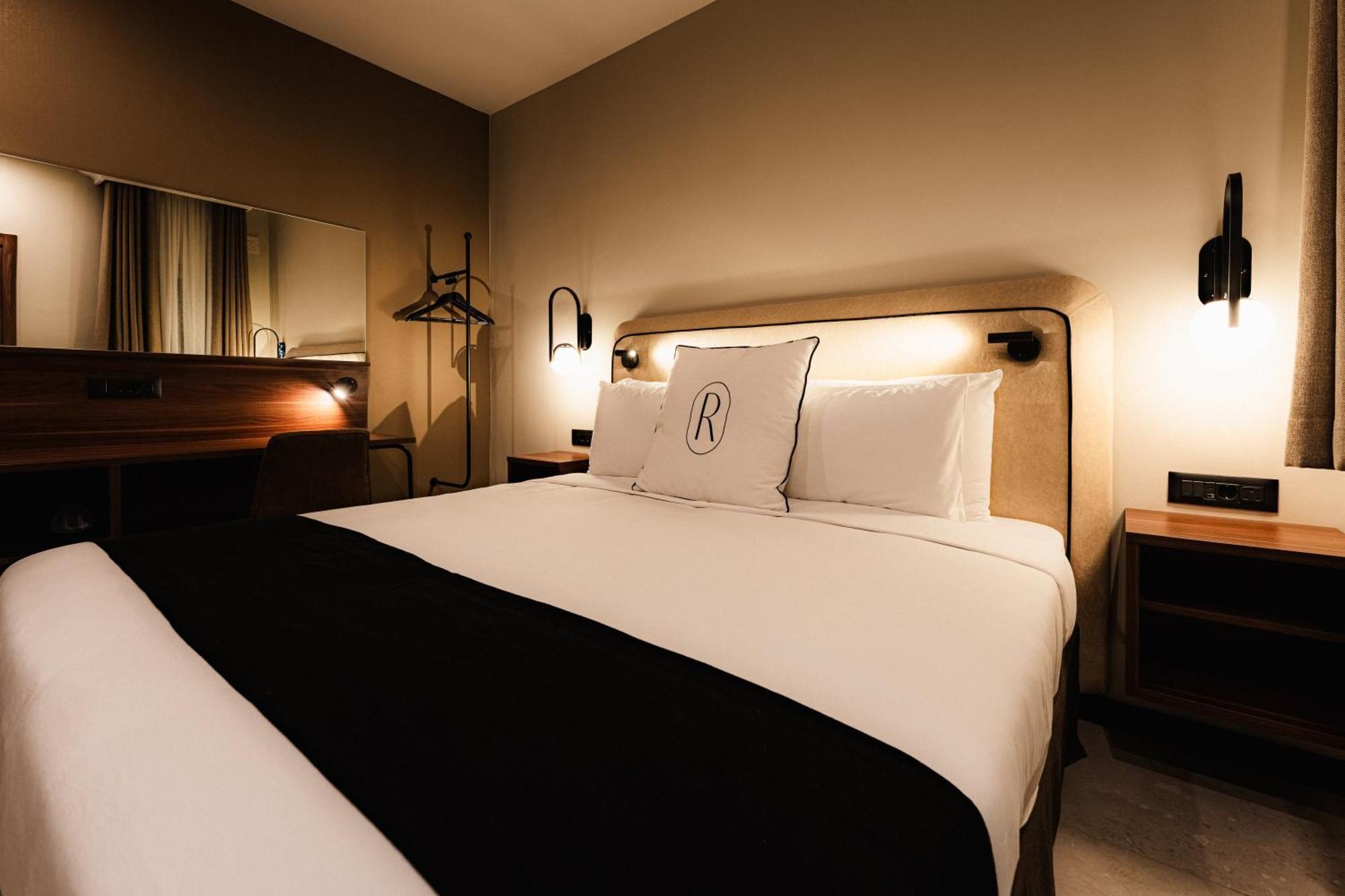 Royale Sainte Helene Boutique Hotel Birkirkara Exterior foto